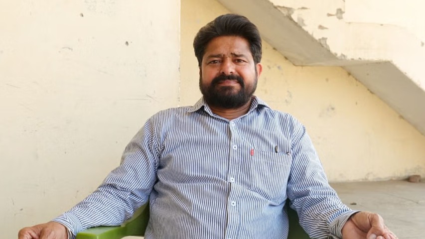 ਉੱਤਰਾਖੰਡ ਦੇ ਊਧਮ ਸਿੰਘ ਨਗਰ ਜ਼ਿਲ੍ਹੇ ਤੋਂ ਅਗਾਂਹਵਧੂ ਕਿਸਾਨ ਗੁਰਜੰਟ ਸਿੰਘ, ਫੋਟੋ ਸ਼ਿਸ਼ਟਤਾ: ਕ੍ਰਿਸ਼ੀ ਜਾਗਰਣ ਉੱਤਰਾਖੰਡ ਦੇ ਊਧਮ ਸਿੰਘ ਨਗਰ ਜ਼ਿਲ੍ਹੇ ਤੋਂ ਅਗਾਂਹਵਧੂ ਕਿਸਾਨ ਗੁਰਜੰਟ ਸਿੰਘ, ਫੋਟੋ ਸ਼ਿਸ਼ਟਤਾ: ਕ੍ਰਿਸ਼ੀ ਜਾਗਰਣ