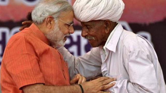 Modi With Farmer